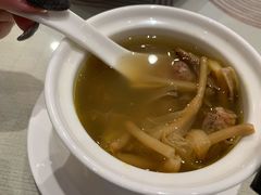 -鹅冠港式茶餐厅(来福士店)