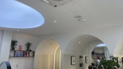 -吉艺心专业美发造型