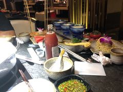 -新草堂锅物料理(泉城路店)