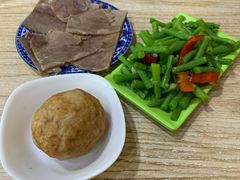 -伊穆祥牛肉面总店·清真
