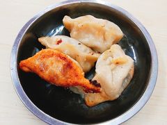 -黄阿姨锅贴大王(万航渡路店)