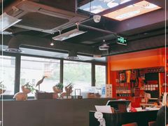 大堂-鸣记脆皮烤鱼·海鲜烤鱼(三八广场店)