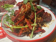 -乡土黄·鲜牛肉火锅·小龙虾(兴业街店)