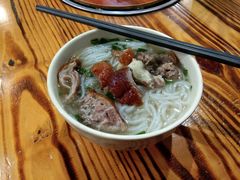 烧鹅濑粉-禄源公·老莞诚饭店
