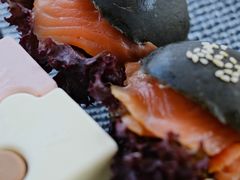 -湖景知味西餐厅•自助餐• 轻食(南京金茂威斯汀大酒店)