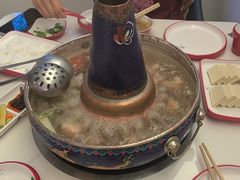 -毛辣果·贵州红酸汤牛肉火锅(西单店)