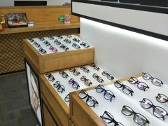 -LOGO眼镜·蔡司品牌折扣店(龙华清湖店)