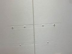 -京伟修鞋洗鞋奢侈品皮具护理店