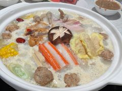 -三人行骨头王火锅(长寿店)
