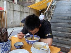 -沪西老弄堂面馆(定西路店)