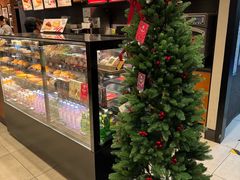 -星巴克(上海虹桥新天地二店)