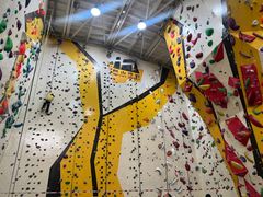 -问山MountQuest攀岩馆