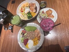 -POKEE VIA&Brunch·维娅(重庆来福士店)