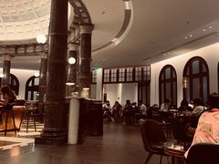 大堂-星巴克臻选(天津恒隆广场旗舰店)
