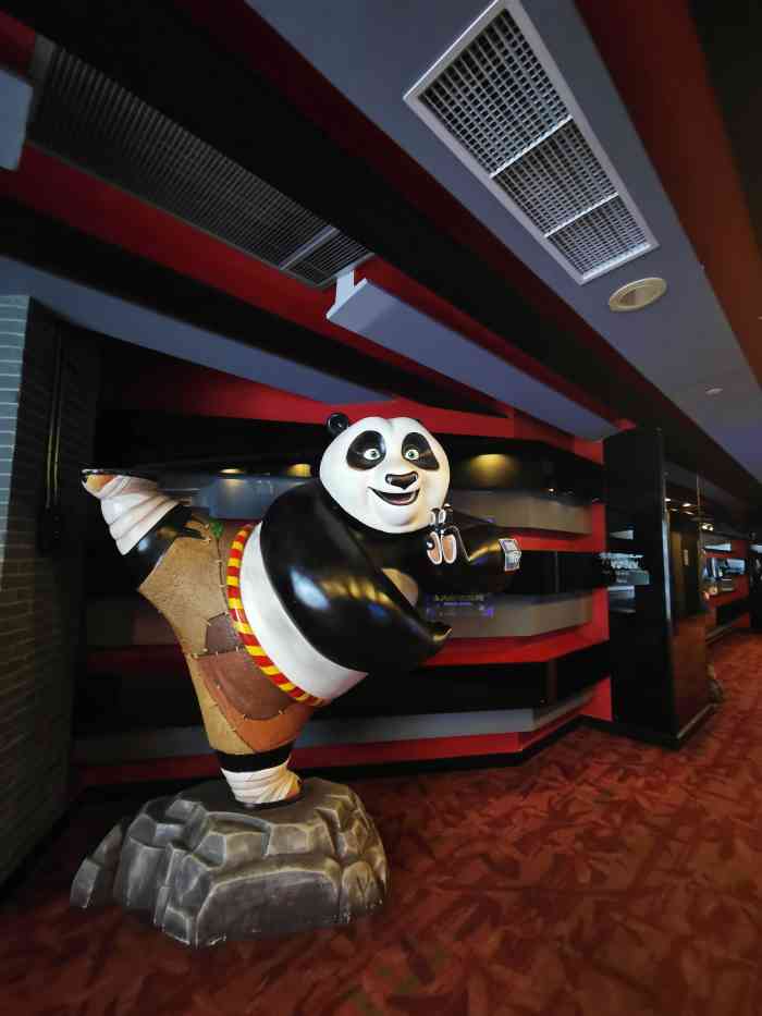 sfc上影影城(美罗城店)-"托某某银行信用卡的福,我和老公来看10元.