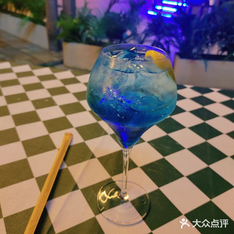 夜色中的浪漫小调