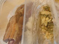 -梁阿婆廿年老牌扣肉糯米饭