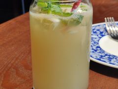 柠檬茶-茉里·舒芙蕾·手作甜品