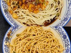 热干面-李记热干面· 襄阳牛肉面