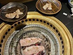 -山川小町·极番烧肉(新地假日广场店)