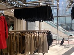 -迪桑特DESCENTE(北京三里屯BLANC店)