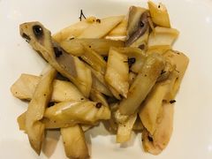 -泉畔人家·老济南经典鲁菜(大明湖店)