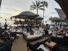 -FINNS Beach Club