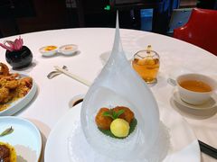 菠萝咕噜肉-富力丽思卡尔顿酒店·丽轩中餐厅