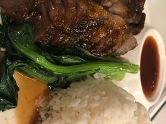 -新大咀港式茶餐厅(宝山万达店)