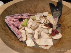 -云荷里·蒸汽石锅鱼·云南菜(中发百旺店)