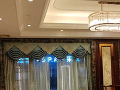 -沪华海鲜大酒楼(南汇店)