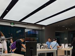 -DJI大疆(深圳华强北曼哈授权体验店)