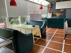 -怡华威斯达酒店(重庆医科大学附属儿童医院店)