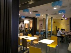 大堂-麦当劳(新世纪环球中心店)