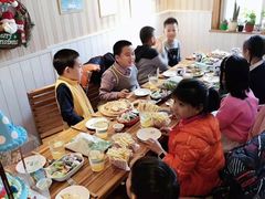 -Rabbit Cafe私房西餐甜点咖啡(栖霞路店)