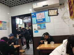 -覃肥叔桂林米粉(粮道街店)