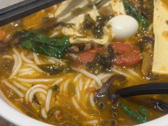 -蒙自源米线大王(花园城商场店)