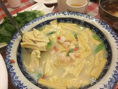 -鲁班小馆(政四街店)