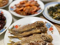 干煎小黄鱼-老人和饭店(淮海中路店)