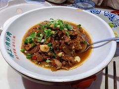 三年剁椒肉炒肉-味上湘菜馆(阿波罗店)