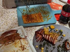 -小董哥烤串·爆汁大油边(故宫店)