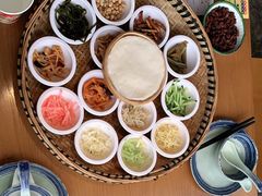 -包整·丝娃娃(一览甲秀楼风景店)