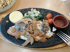 -萨莉亚意式餐厅(西青道欧亚达店)