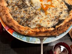 招牌黑松露蘑菇披萨-IL TEATRO 精品意大利餐厅