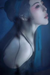 -虞美人汉服摄影