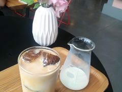 黑砖拿铁-dotcom coffee古点咖啡(致真大厦店)