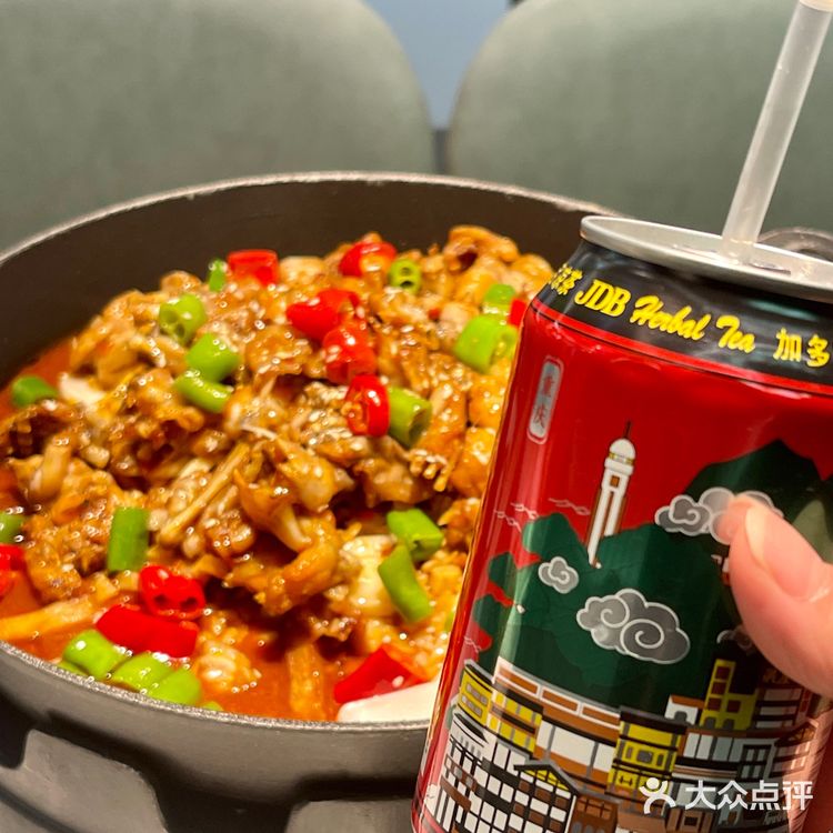 蛙喔 今日份绿色穿搭