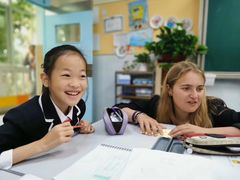 -上海市民办金苹果学校