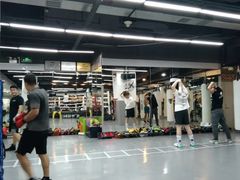 -拳盛时代拳击俱乐部(北京路店)