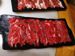 手切鲜牛肉-巴渝瓦肆重庆鲜火锅(宝龙环湖店)